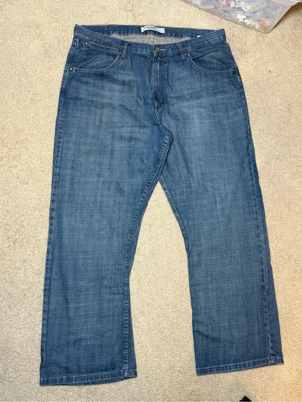 Wrangler Men’s Relaxed Fit Blue Denim Jeans